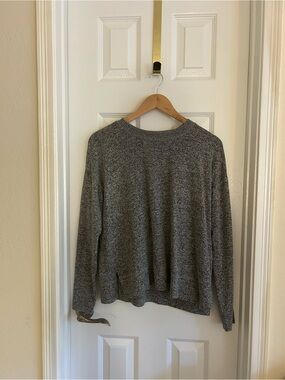 Lucky Brand Classic Women's Crewneck Sweater - Gray